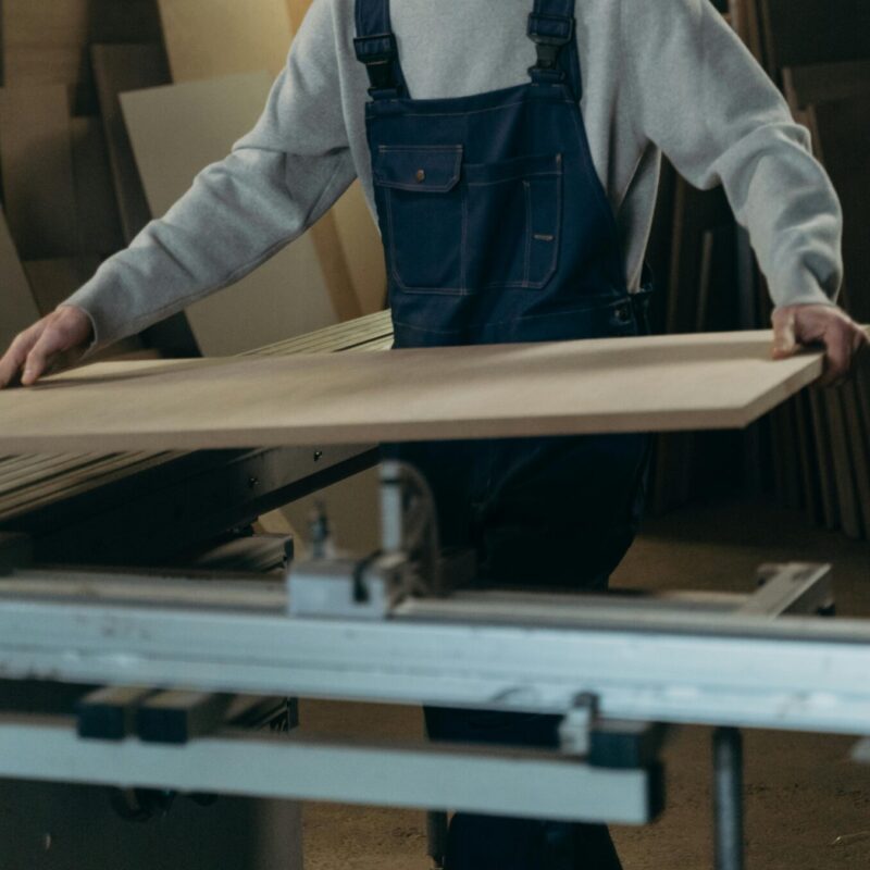 What are the current UK building regulations for staircases?