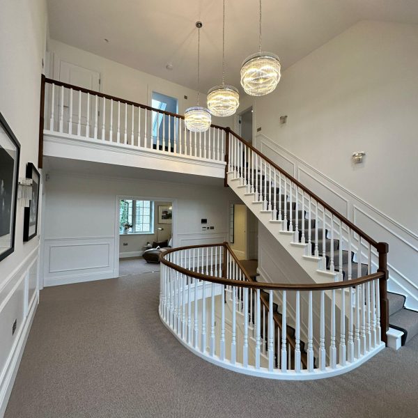 WhatsApp Image 2025-10-14 at 15.00.15 (1)