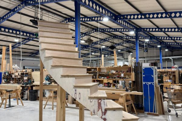 Curved Staircases Manufacturer