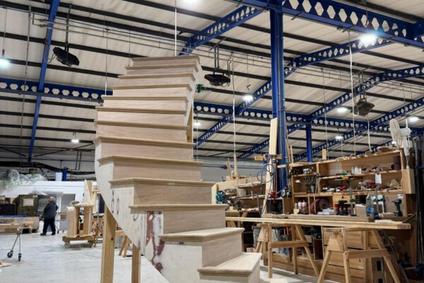 Curved Staircases Manufacturer