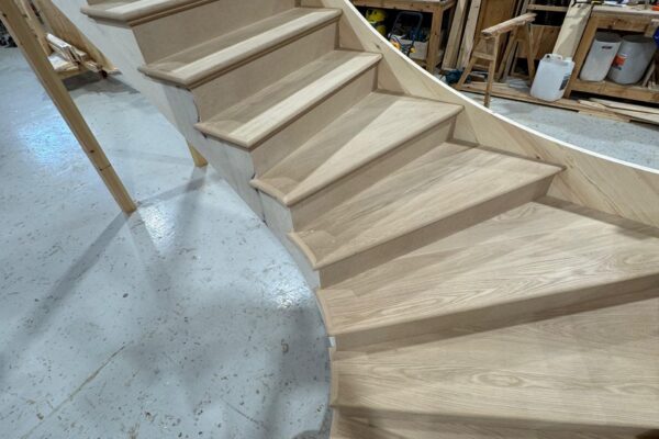 Curved Staircases Manufacturer