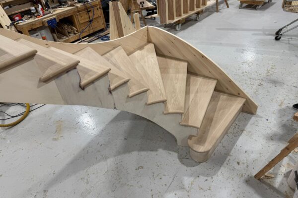 Curved Staircases Manufacturer